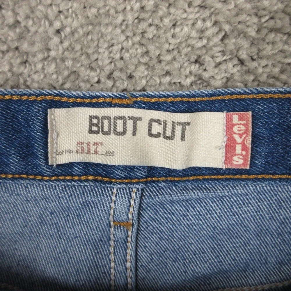 Vintage Levis Jeans Mens 30x30 Blue 517 Slim Bootcut Western Cowboy Denim Pants